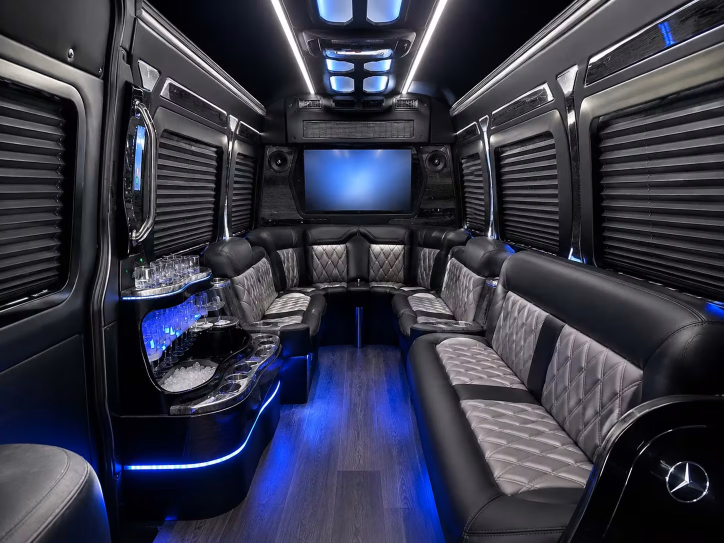 bus rental options for rochester trips