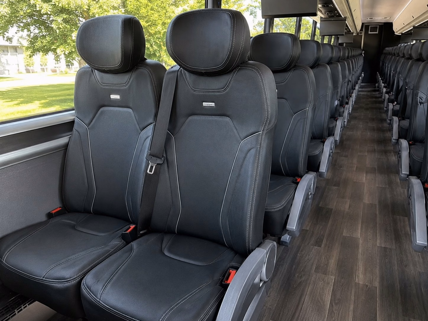charter bus rentals for rochester school groups visiting letchworth niagara falls and beyond