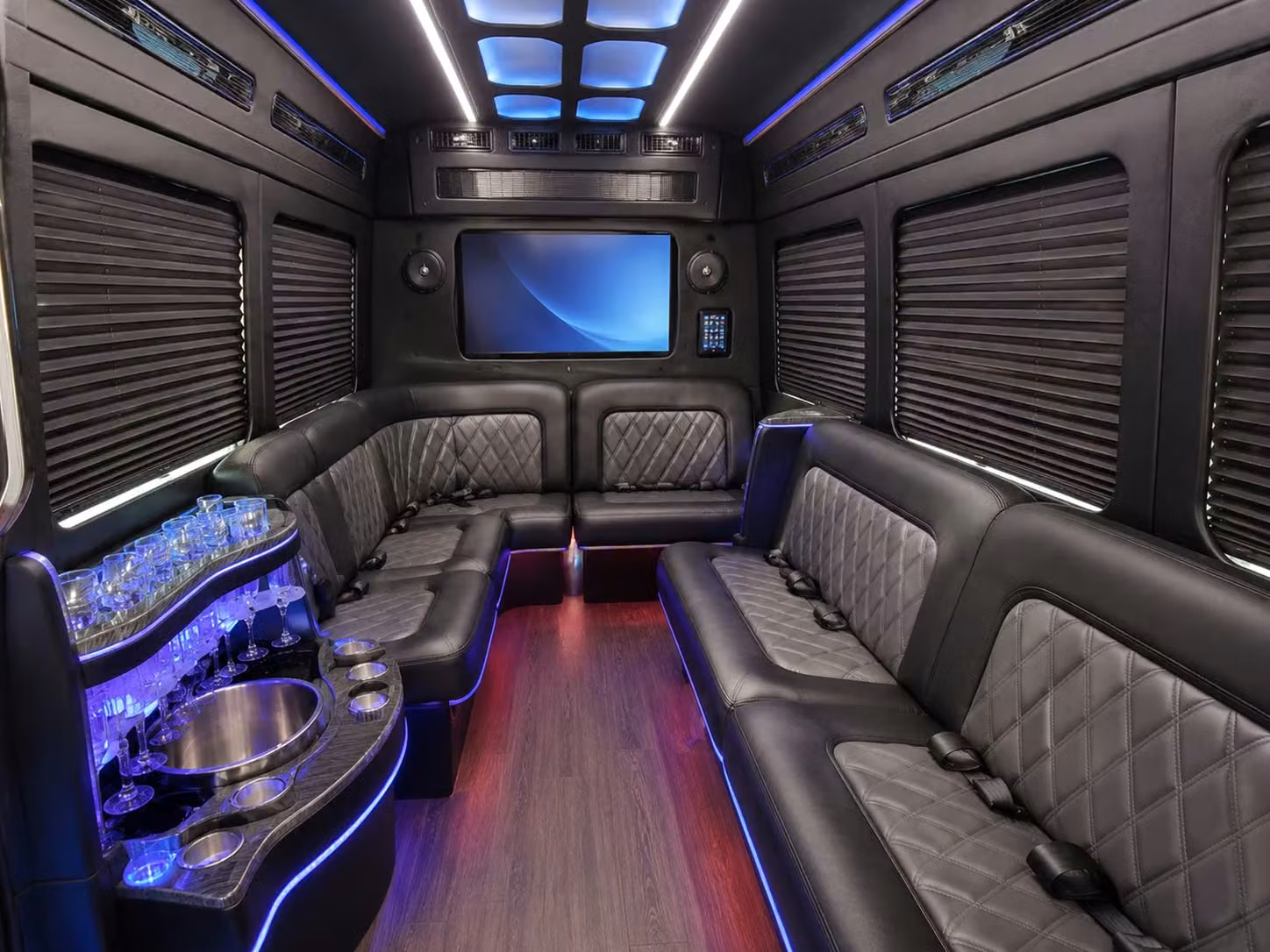 corporate event and convention shuttle buses in rochester