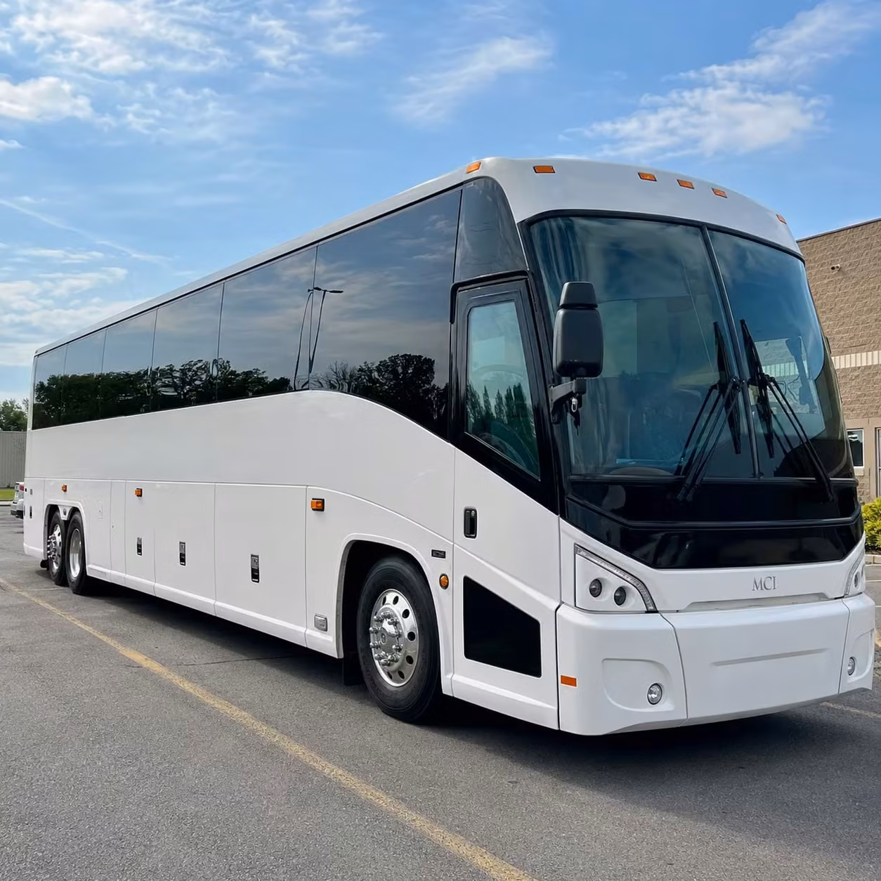 rochester charter bus rental exterior