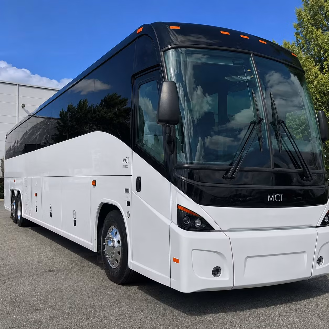 university and college campus employee shuttles in rochester