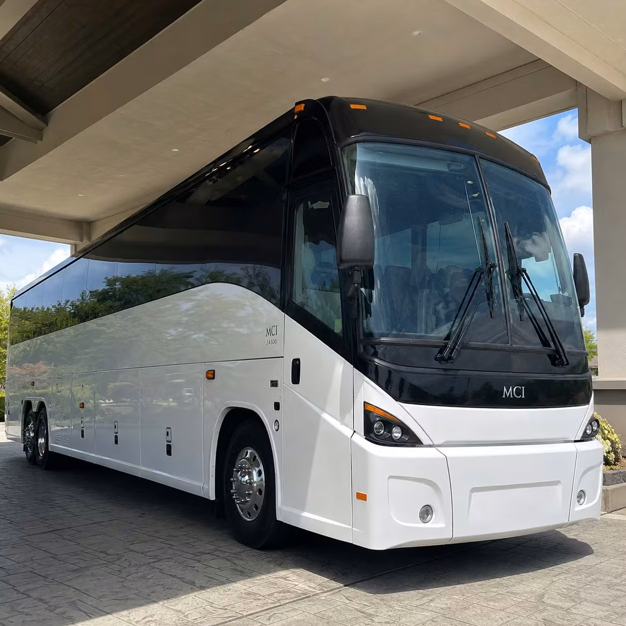 you can find and book employee transportation in rochester and any nearby city